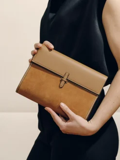 The Large Soft Clutch in Camel Suede