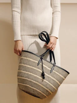 The Medium Basket in Striped Iraca