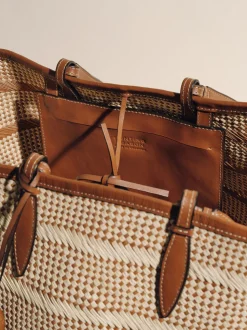 The Medium Basket in Striped Iraca