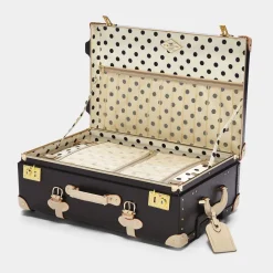 The Starlet Stowaway