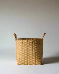 Throw Basket