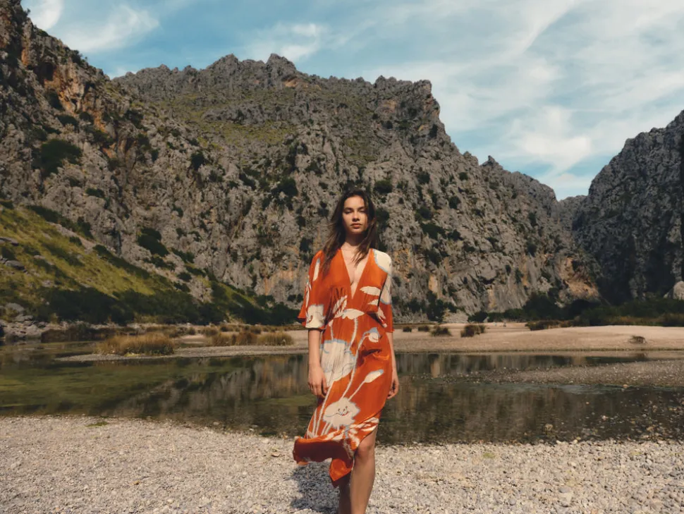 Topacio Crepe Chine Tunic Dress in Orange Gladiolos