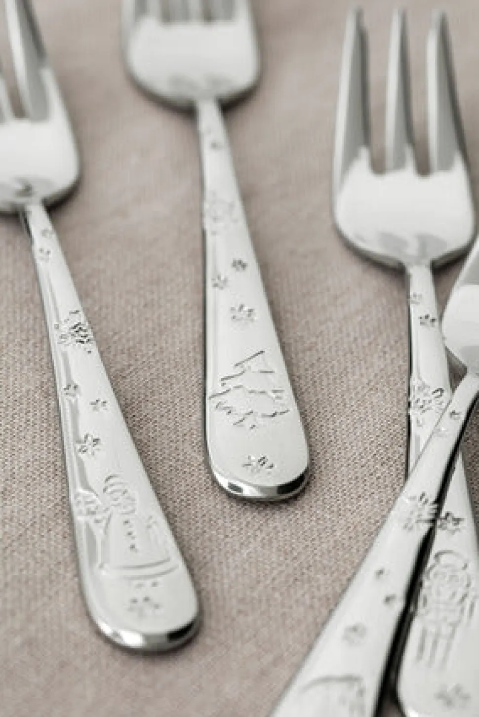 Toys Delight Flatware Cake Forks in Silver, Set of 6