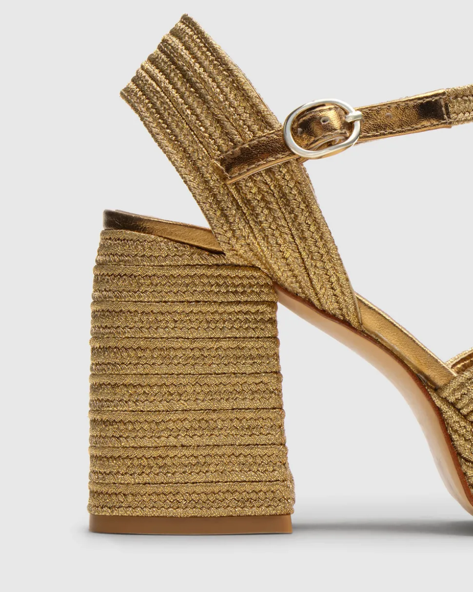 Valle in Old Gold