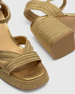 Valle in Old Gold