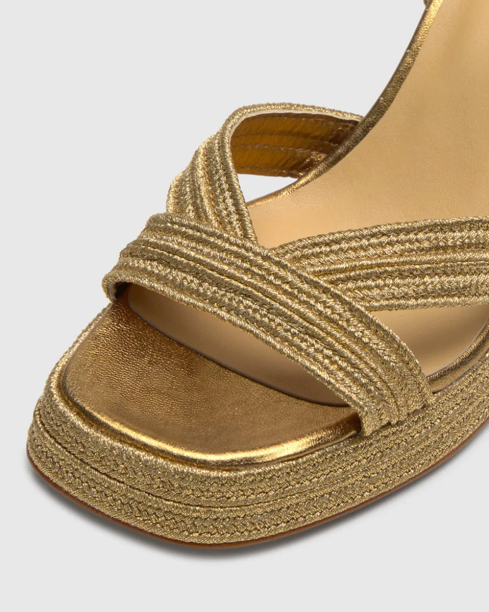 Valle in Old Gold
