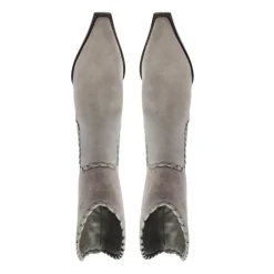 Victoria Saddle in Cement