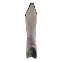 Victoria Saddle in Cement