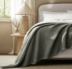Waffle Bed Blanket in Juniper