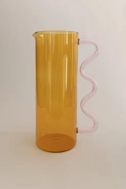 Wave Pitcher