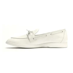 Women's Vintage White Pebbled Leather Barca Yacht Loafer